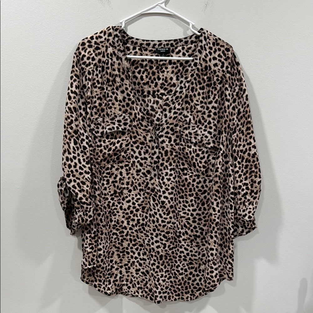 Torrid Leopard Print Women's Top Size 3 (3X) EUC